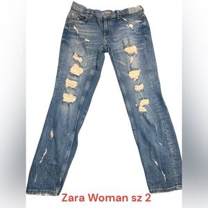 Zara premium denim collection size 2 distressed and ripped stretchy skinny jeans